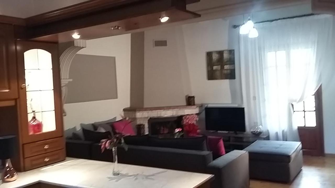 Eleas Gi Villa Vitaládes Esterno foto
